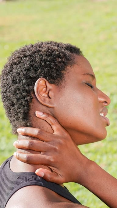 Alivio del Dolor en el Cuello con Acupuntura: alternativa terapéutica eficaz para el dolor crónico y rigidez cervical
