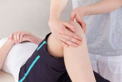 Del sobo, al masaje terapéutico, al masaje medicinal para la artritis y otras enfermedades
